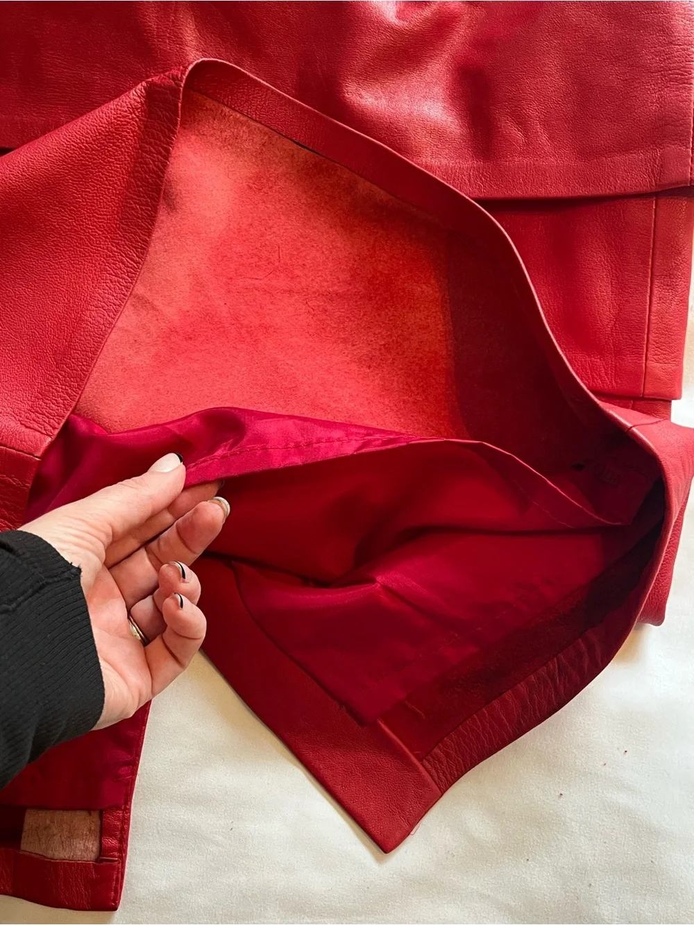 Vintage 80s Red Leather Tiered A-Line Skirt Made in Canada Union Label Size 10 - Picture 10 of 11